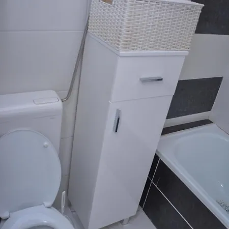 아파트 A Cozy Nest In *