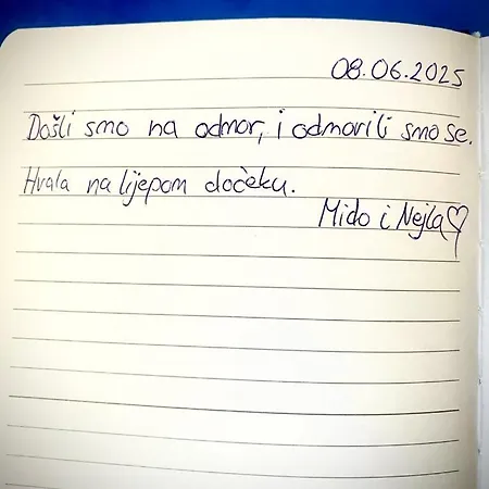 A Cozy Nest In 아파트 *